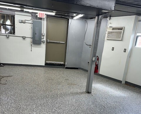 More Photos Of 1101 Harmony Way, Evansville Freestanding For Sale