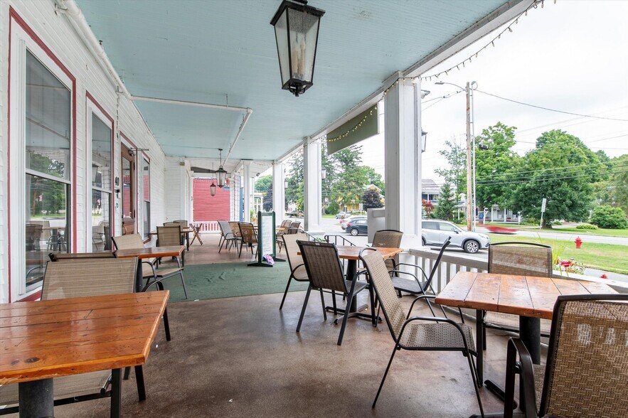 More Photos Of 40 The Common, Chester Hotel For Sale