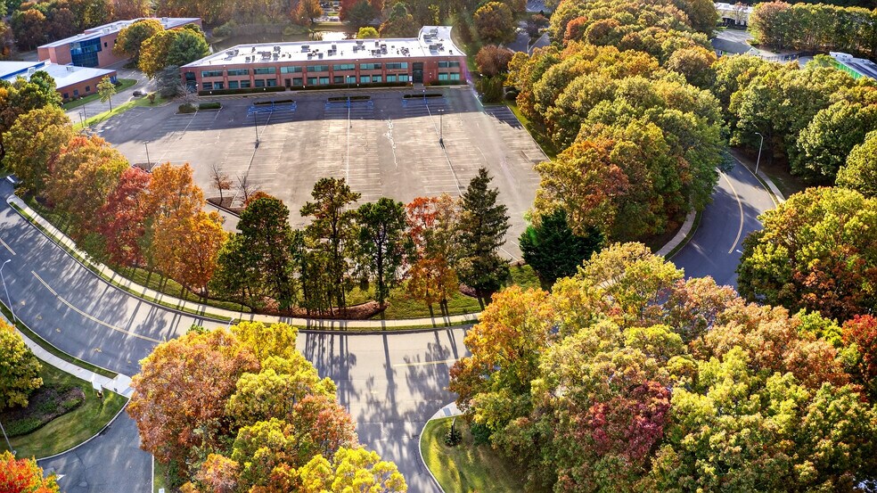 More Photos Of 45 Research Way, East Setauket Medical For Lease