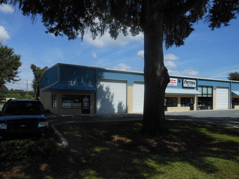More Photos Of 811 NE 16th St, Ocala Warehouse For Lease