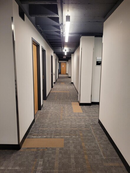 More Photos Of 2200 E Franklin Ave, Minneapolis Office For Lease