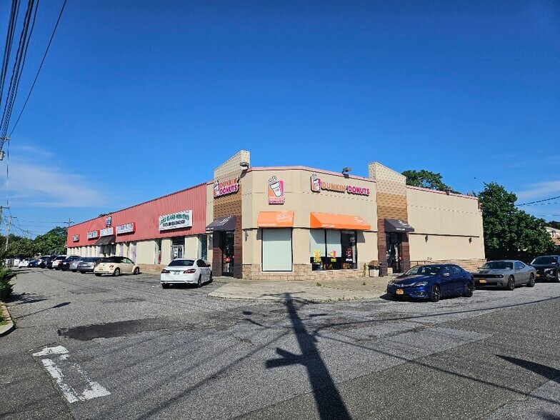 More Photos Of 34 Hempstead Tpke, Farmingdale Freestanding For Sale