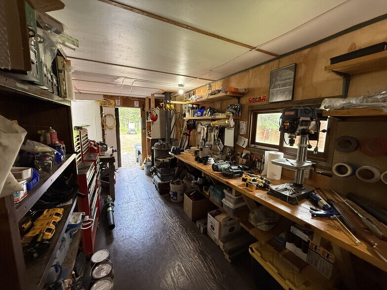More Photos Of NHN (Nizina Road) McCarthy, Glennallen Specialty For Sale