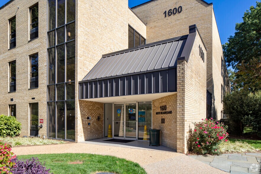 More Photos Of 1900 N Beauregard St, Alexandria Unknown For Sale