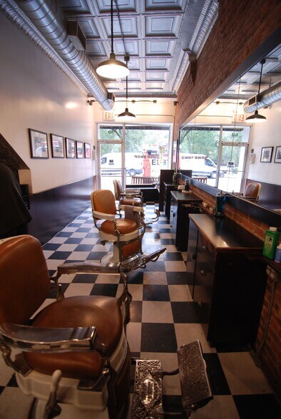 More Photos Of 19 Essex St, New York Storefront Retail Residential For Lease