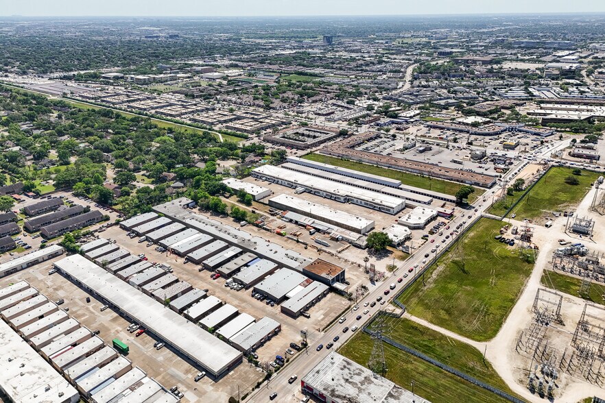 More Photos Of 9931 Harwin Dr, Houston Warehouse For Lease