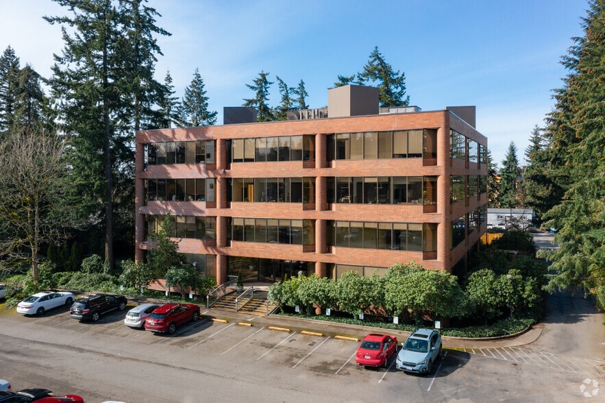 Primary Photo Of 15446 NE Bel Red Rd, Redmond Medical For Lease