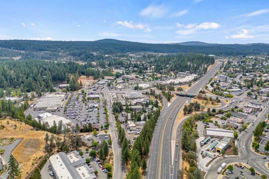 More Photos Of 1035-1043 Sutton Way, Grass Valley Office For Sale