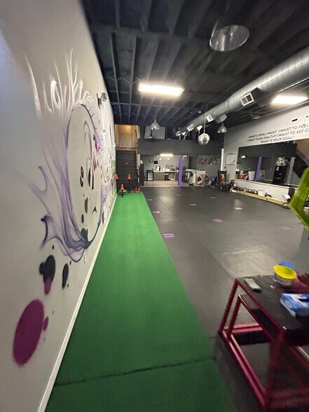 More Photos Of 10903 S Michigan Ave, Chicago Apartments For Lease