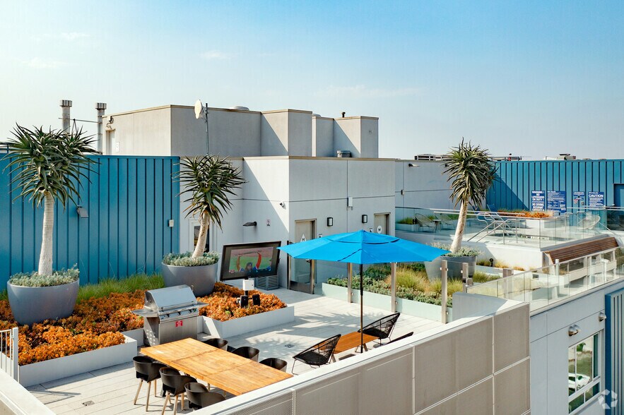 More Photos Of 1200 S Broadway, Los Angeles Apartments For Lease