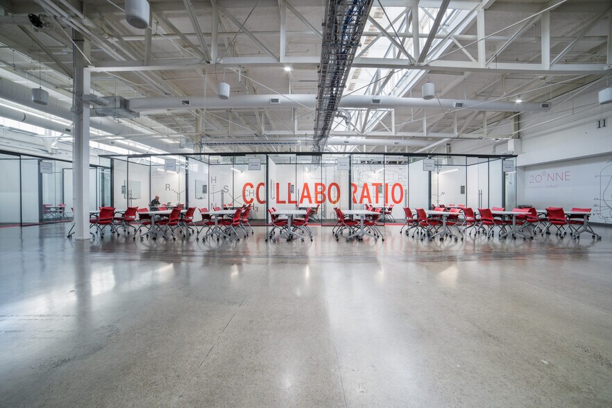 More Photos Of 2450 Holcombe Rd, Houston Office For Lease