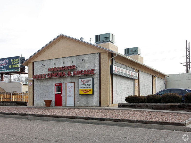 More Photos Of 227 Bonfoy Ave, Colorado Springs Freestanding For Sale