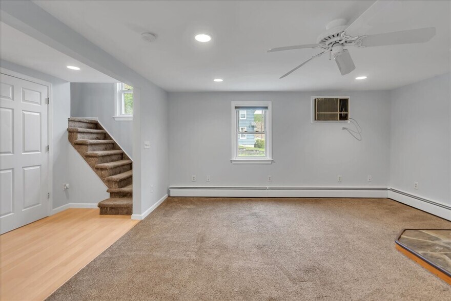 More Photos Of 47-49 Furnace ave, Wanaque Flex For Sale