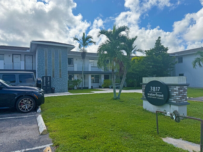More Photos Of 3817 Del Prado Blvd S, Cape Coral Apartments For Sale