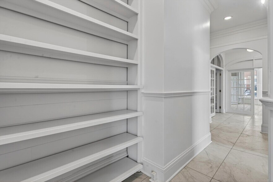 More Photos Of 86 Summer St, Haverhill Apartments For Sale