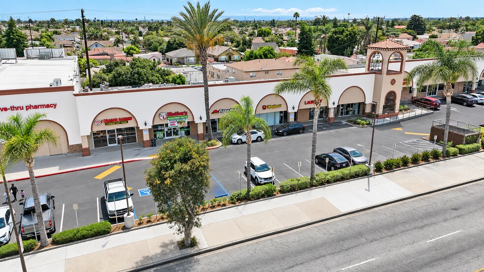 More Photos Of 3118-3208 E Florence Ave, Huntington Park Unknown For Lease