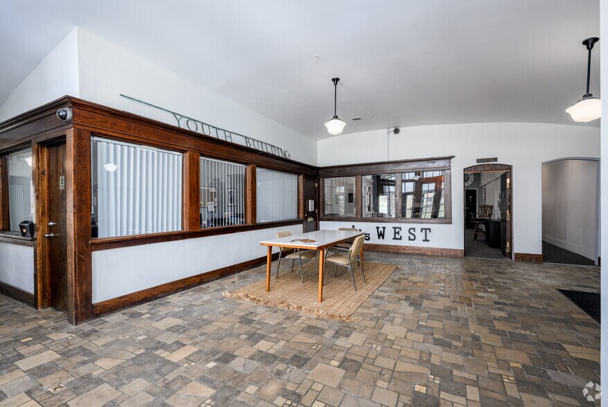 More Photos Of 115 West St, Battle Creek Apartments For Sale