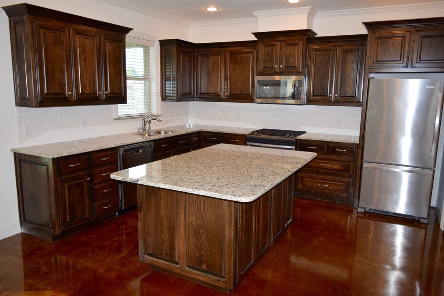 More Photos Of 2980 Elkton Trl, Tyler Apartments For Sale