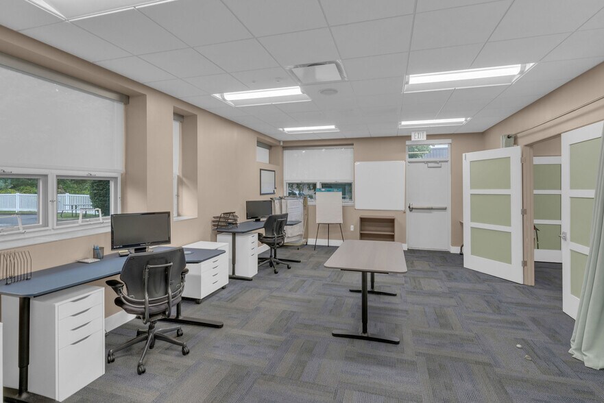 More Photos Of 100 Gaither Dr, Mount Laurel Medical For Lease