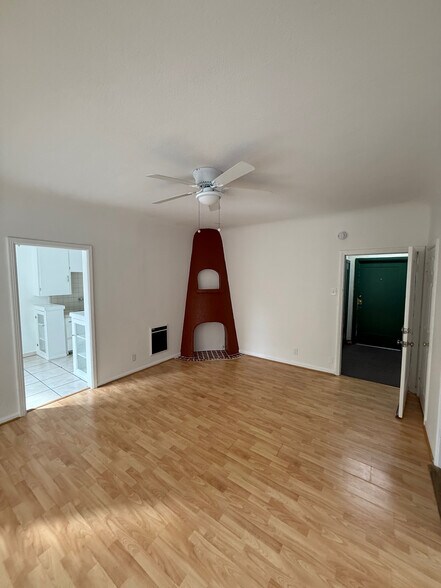 More Photos Of 2175 Chestnut Ave, Long Beach Apartments For Sale
