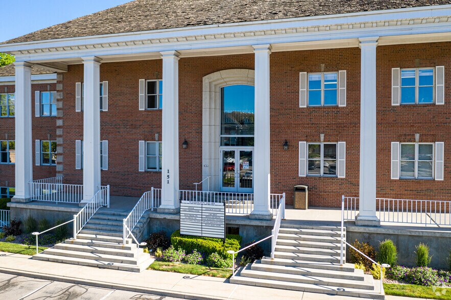 More Photos Of 151 E 5600 S, Salt Lake City Unknown For Lease