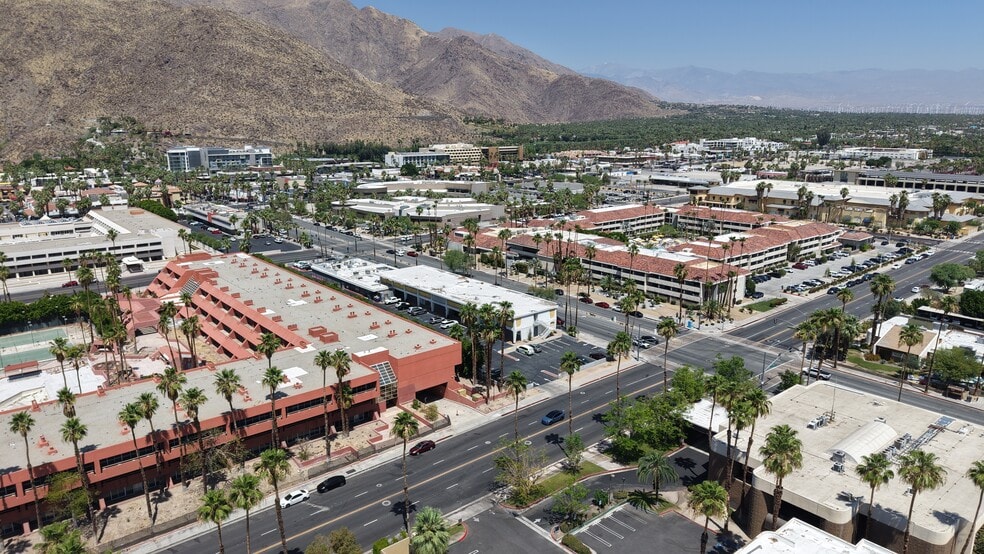 More Photos Of 401-493 E Tahquitz Canyon Way, Palm Springs General Retail For Lease