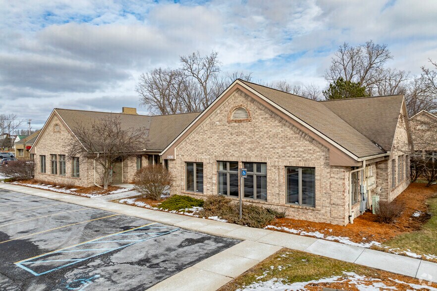 Primary Photo Of 2410 Woodlake Dr, Okemos Unknown For Lease