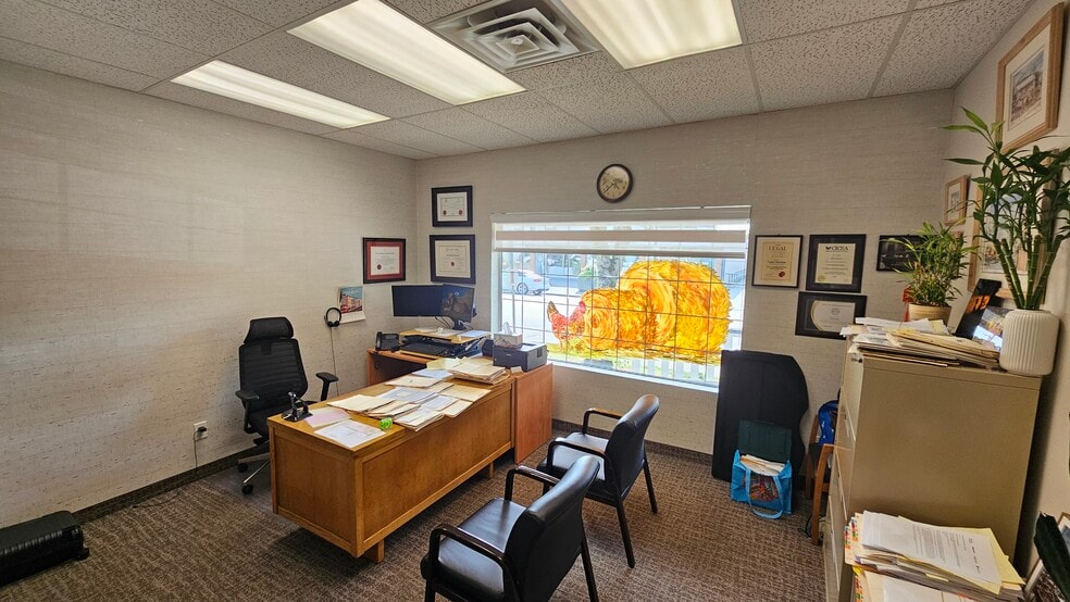 More Photos Of 5680 176A St, Surrey Office For Sale