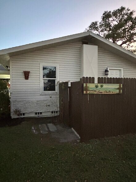 More Photos Of 623 N Lime Ave, Sarasota Storefront Retail Residential For Sale