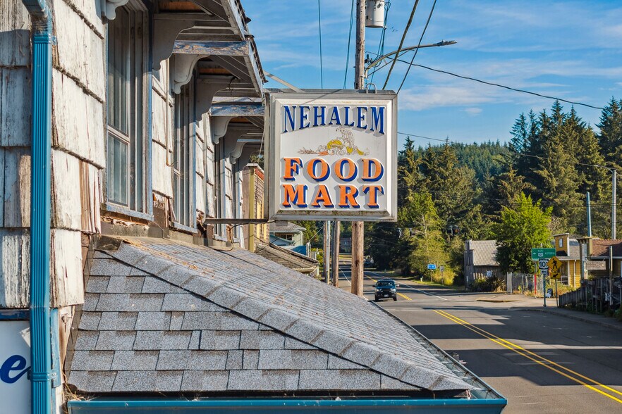 More Photos Of 35800 7th (Hwy101) St, Nehalem Storefront Retail Residential For Sale