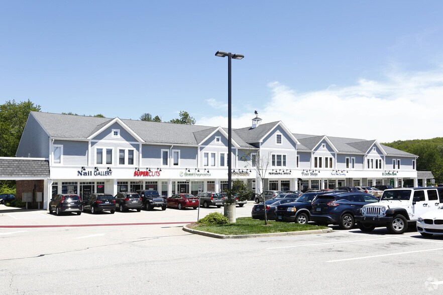 More Photos Of 15-19 Chesterfield Rd, East Lyme Unknown For Lease