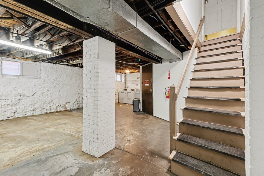 More Photos Of 3433-3435 Central St, Kansas City Apartments For Sale