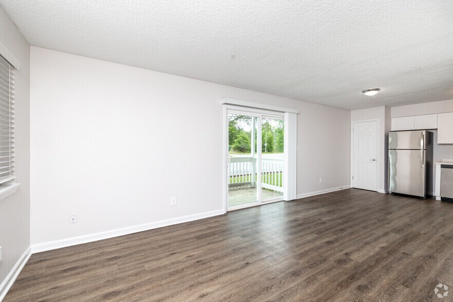 More Photos Of 1665 Dogwood Pl, Pensacola Apartments For Sale