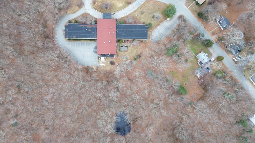 More Photos Of 60 Crouch Ave, Norwich Skilled Nursing Facility For Sale