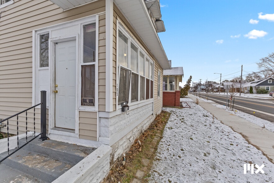 More Photos Of , Grand Rapids Multifamily For Sale