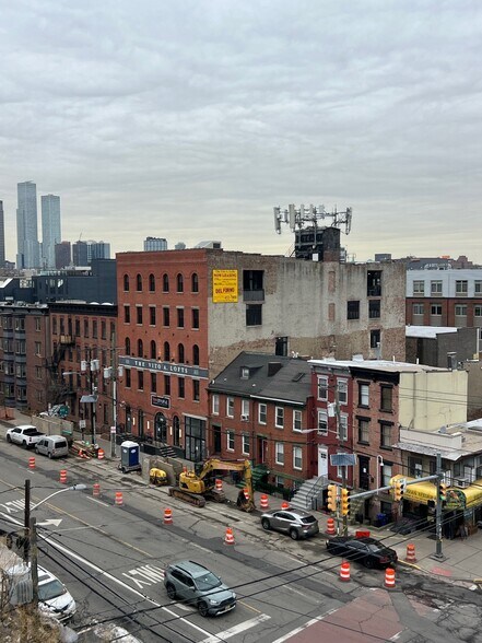 More Photos Of 190 Christopher Columbus Dr, Jersey City Office Residential For Lease