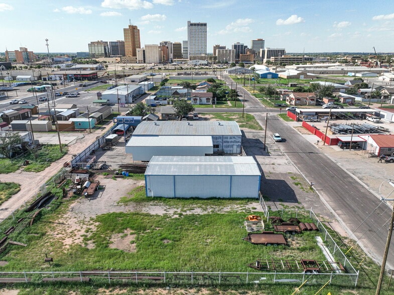 More Photos Of 708 S Colorado St, Midland Industrial For Sale