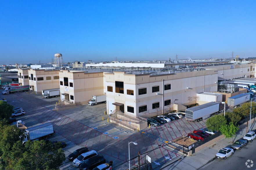 More Photos Of 3000-3090 E Washington Blvd, Los Angeles Refrigeration Cold Storage For Lease