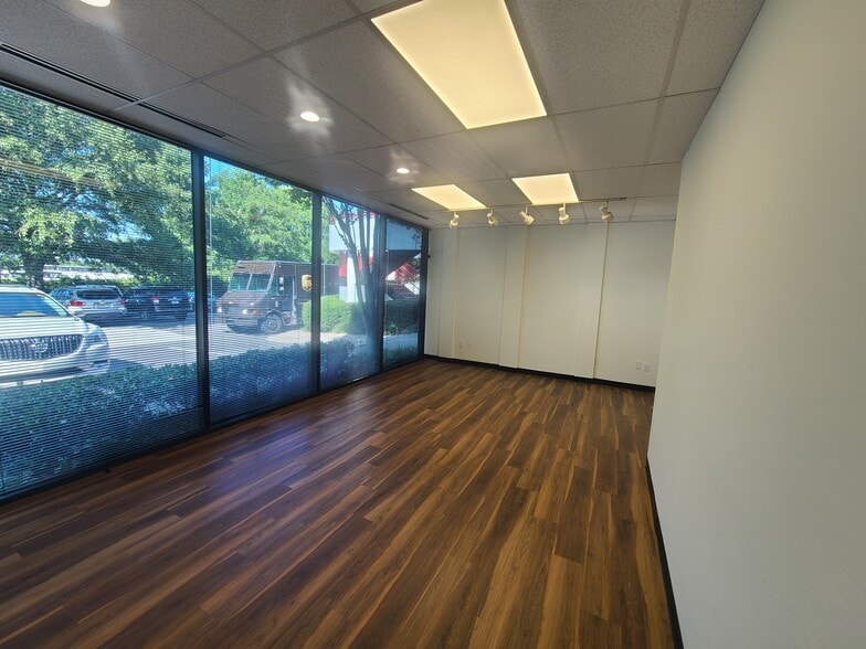 More Photos Of 1465 Northside Dr NW, Atlanta Office For Lease