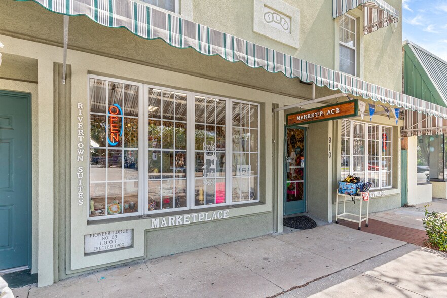 More Photos Of 910 St Johns Ave, Palatka Storefront Retail Residential For Sale