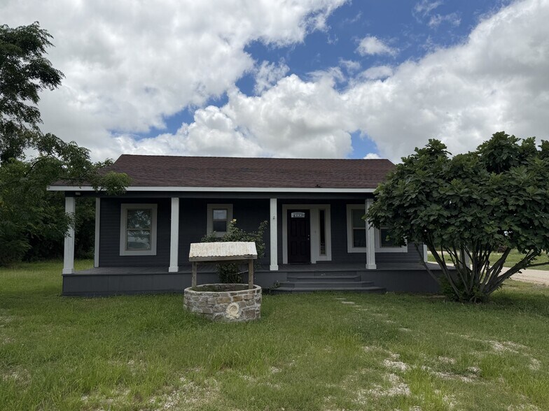 More Photos Of 3464 County Road 100, Hutto Land For Lease