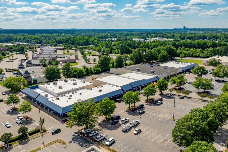 More Photos Of 3615-3677 New Bern Ave, Raleigh Storefront For Lease