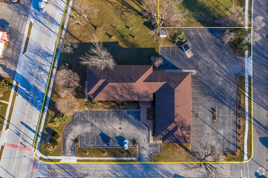 More Photos Of 917 E Milwaukee St, Whitewater Hotel For Sale