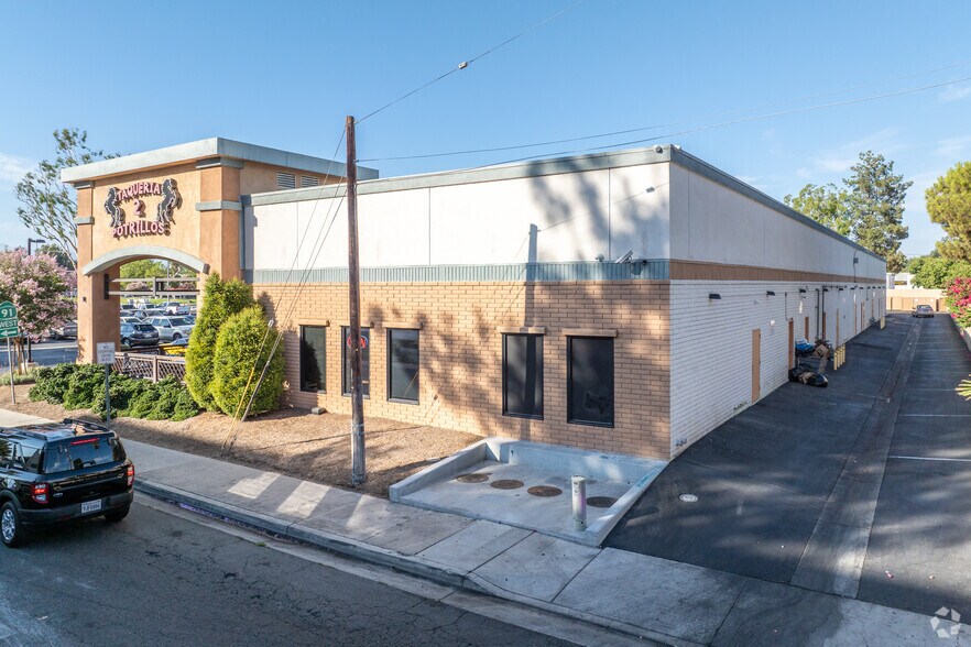 More Photos Of 10054-10098 Magnolia Ave, Riverside Unknown For Lease