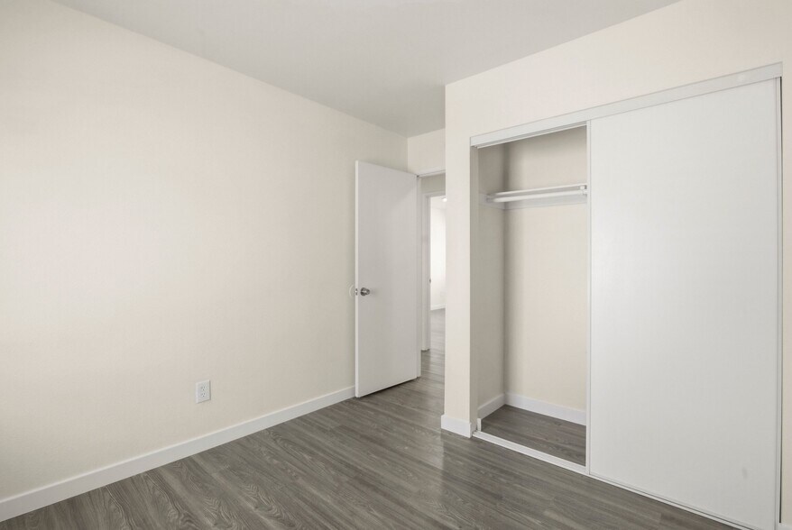 More Photos Of 6752-6770 Solita Ave, San Diego Apartments For Sale