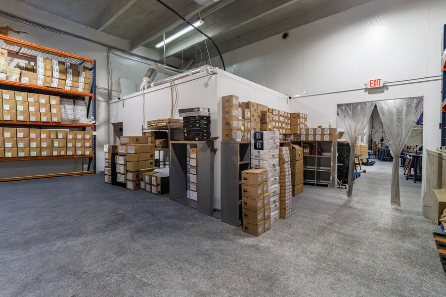 More Photos Of 3317-3347 NW 74th Ave, Miami Warehouse For Sale