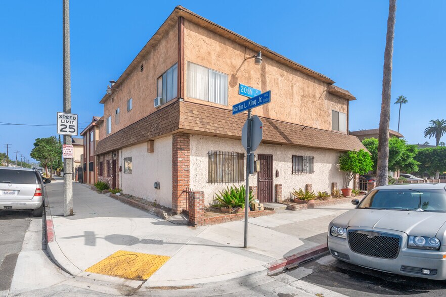 More Photos Of 1001 E 20th St, Long Beach Apartments For Sale