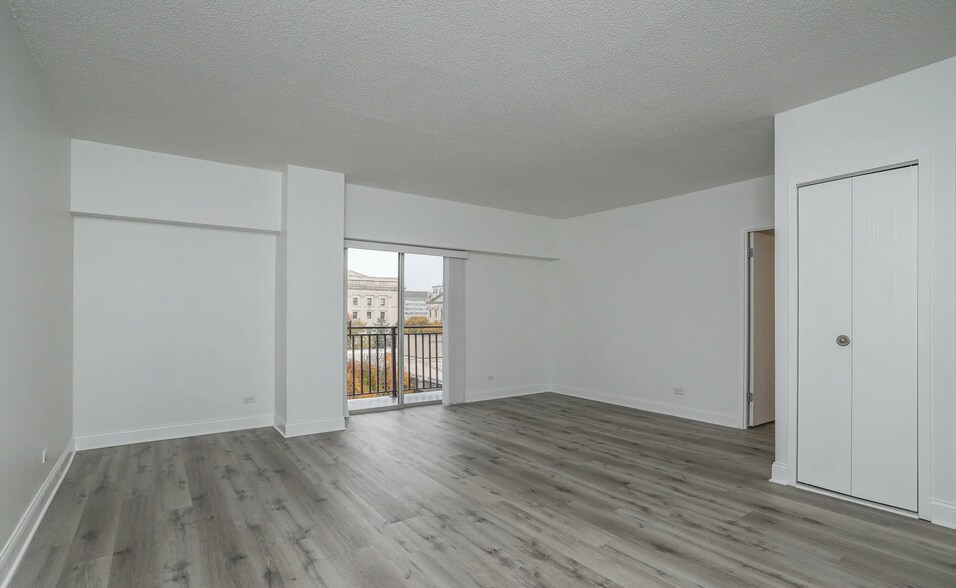 More Photos Of 520 S 2nd St, Springfield Apartments For Sale