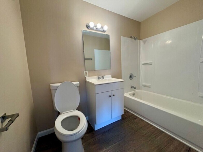 More Photos Of , Kankakee Multifamily For Sale