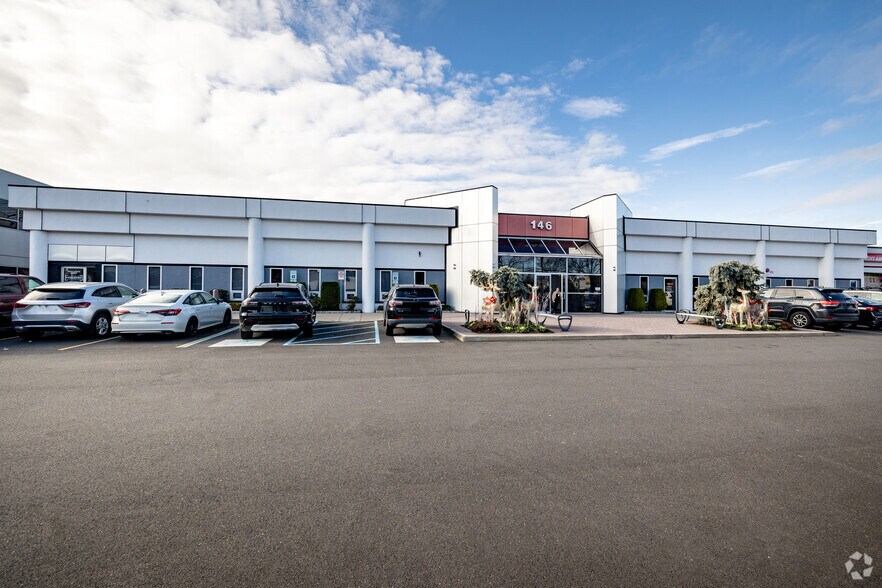 More Photos Of 146 Manetto Hill Rd, Plainview Medical For Lease